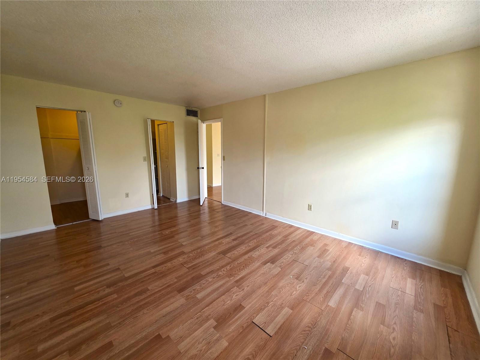 BROOKFIELD SQUARE CONDO - Residential