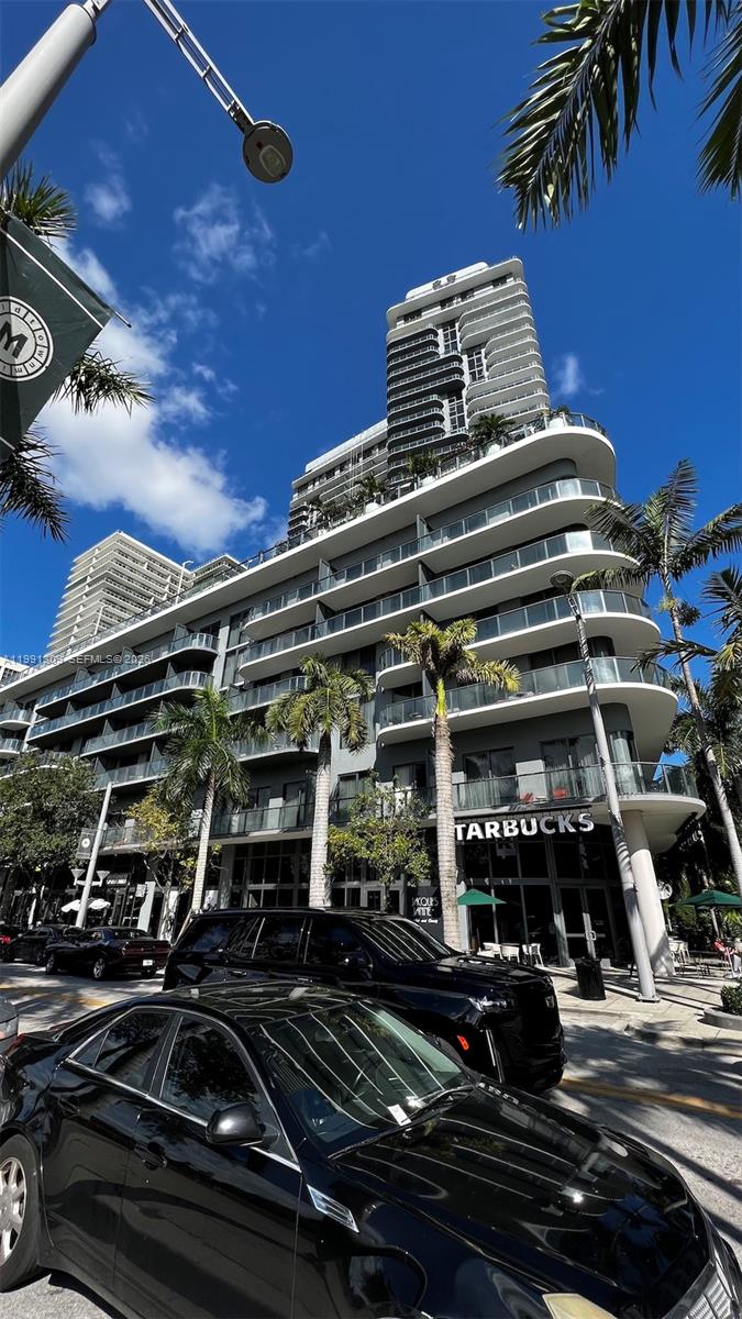 3401 MIDTOWN CONDO - Residential