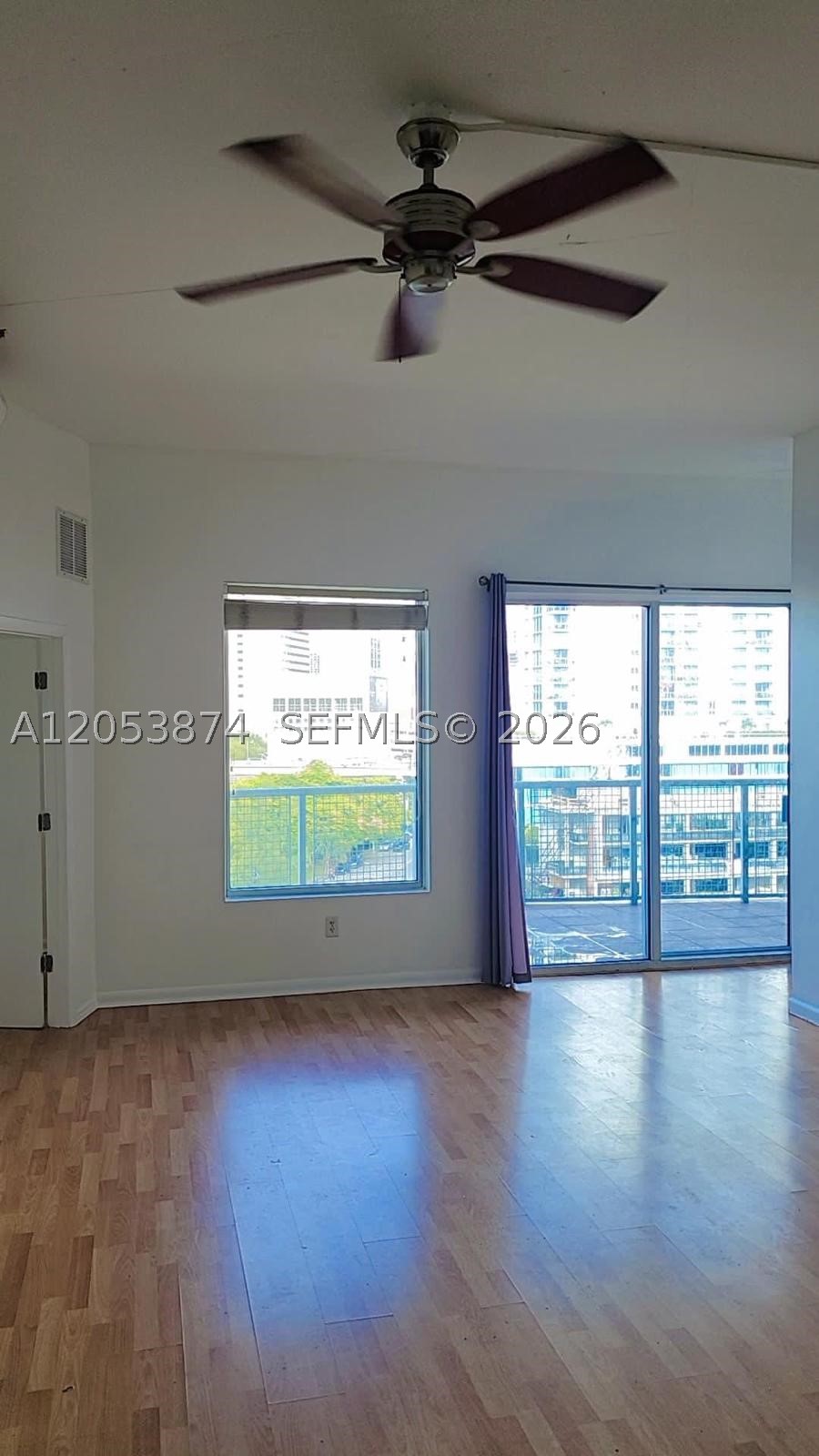 NEO CONDO - Residential