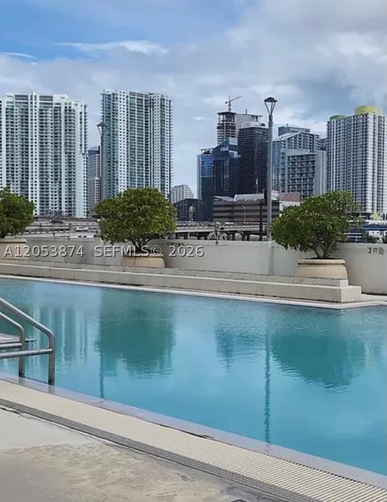 NEO CONDO - Residential