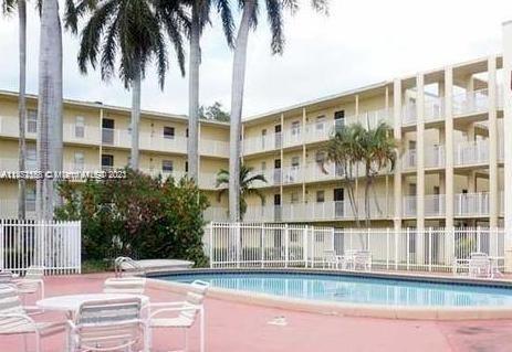BROOKFIELD SQUARE CONDO - Residential Lease