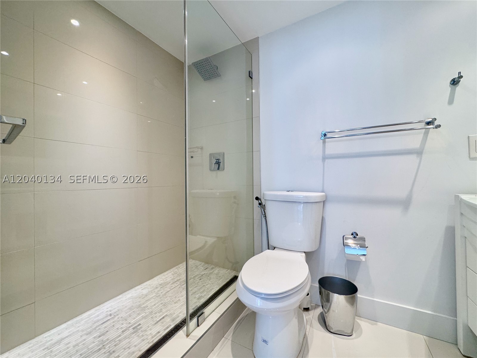 BRICKELL HARBOUR CONDO - Residential
