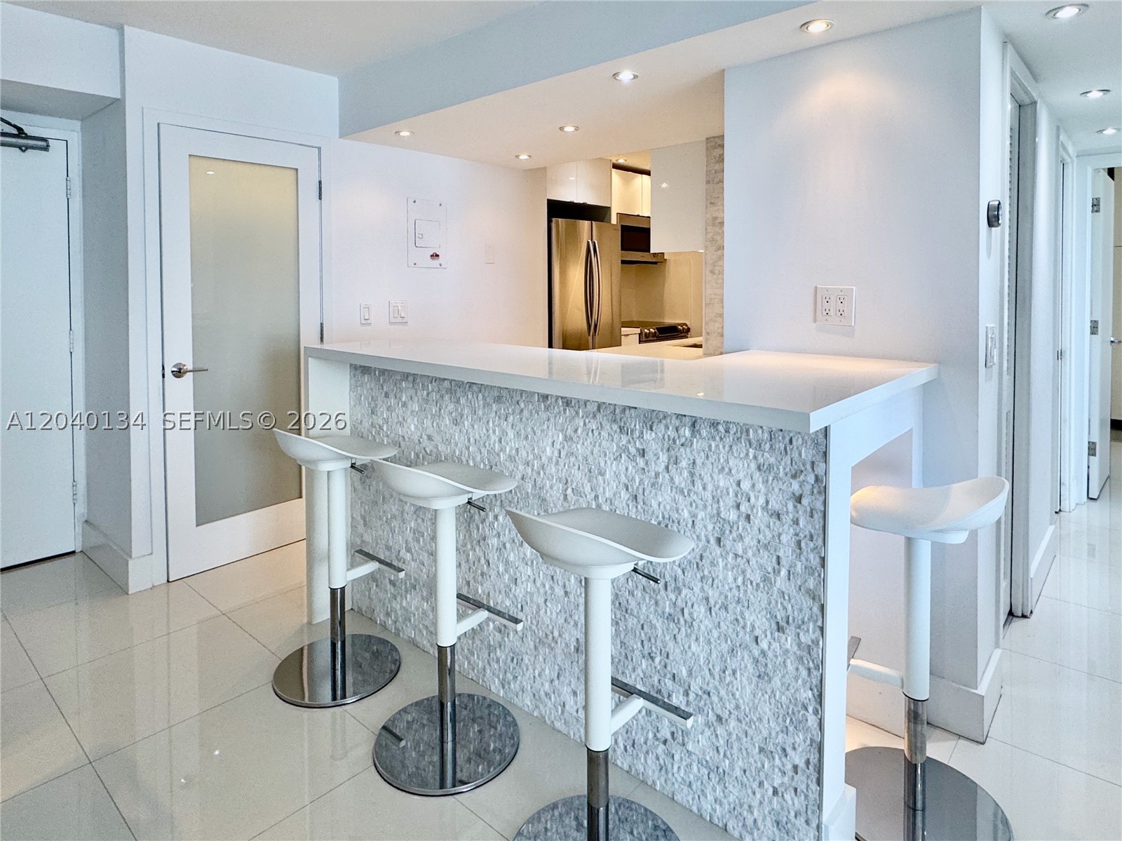 BRICKELL HARBOUR CONDO - Residential