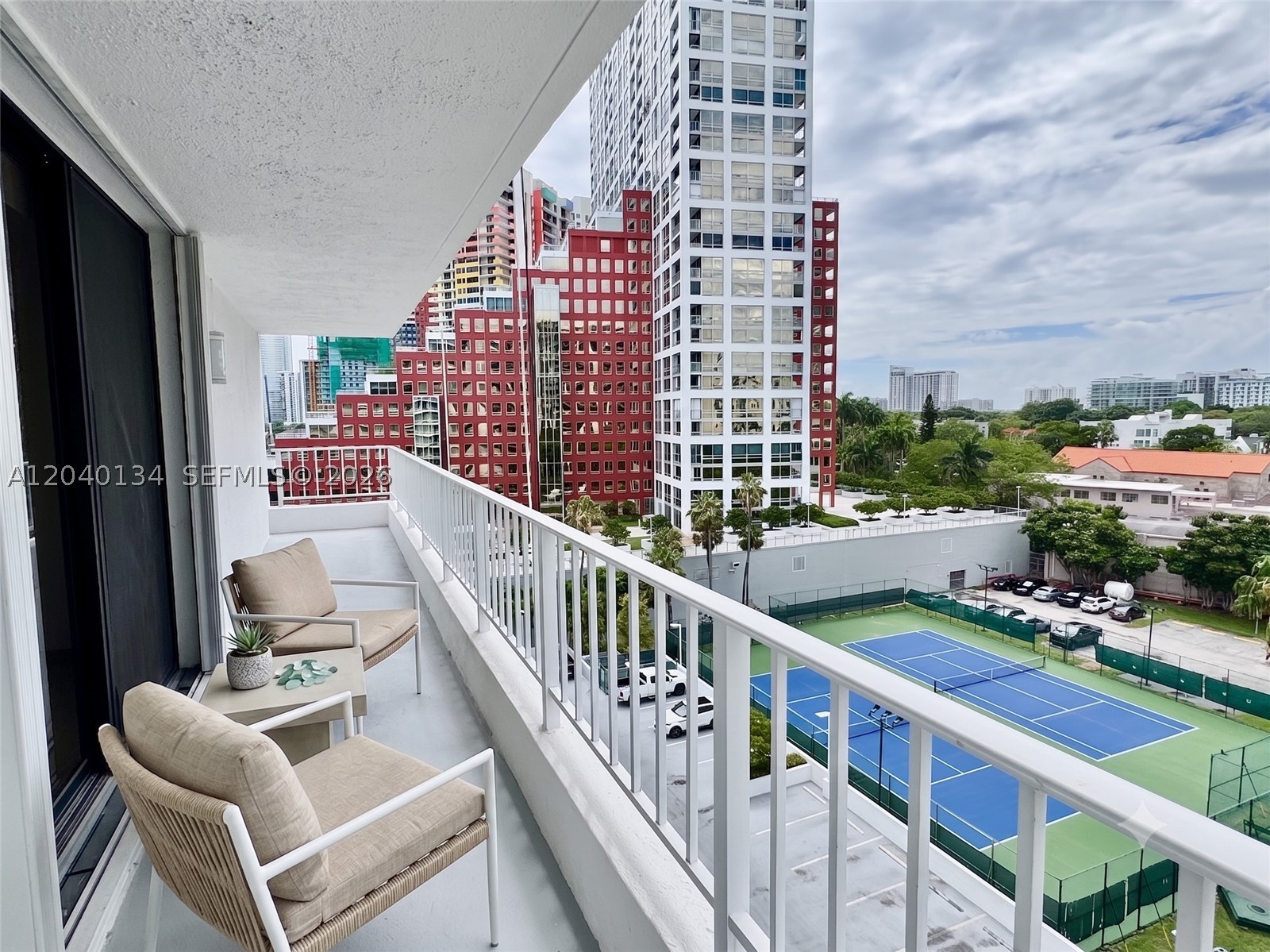 BRICKELL HARBOUR CONDO - Residential