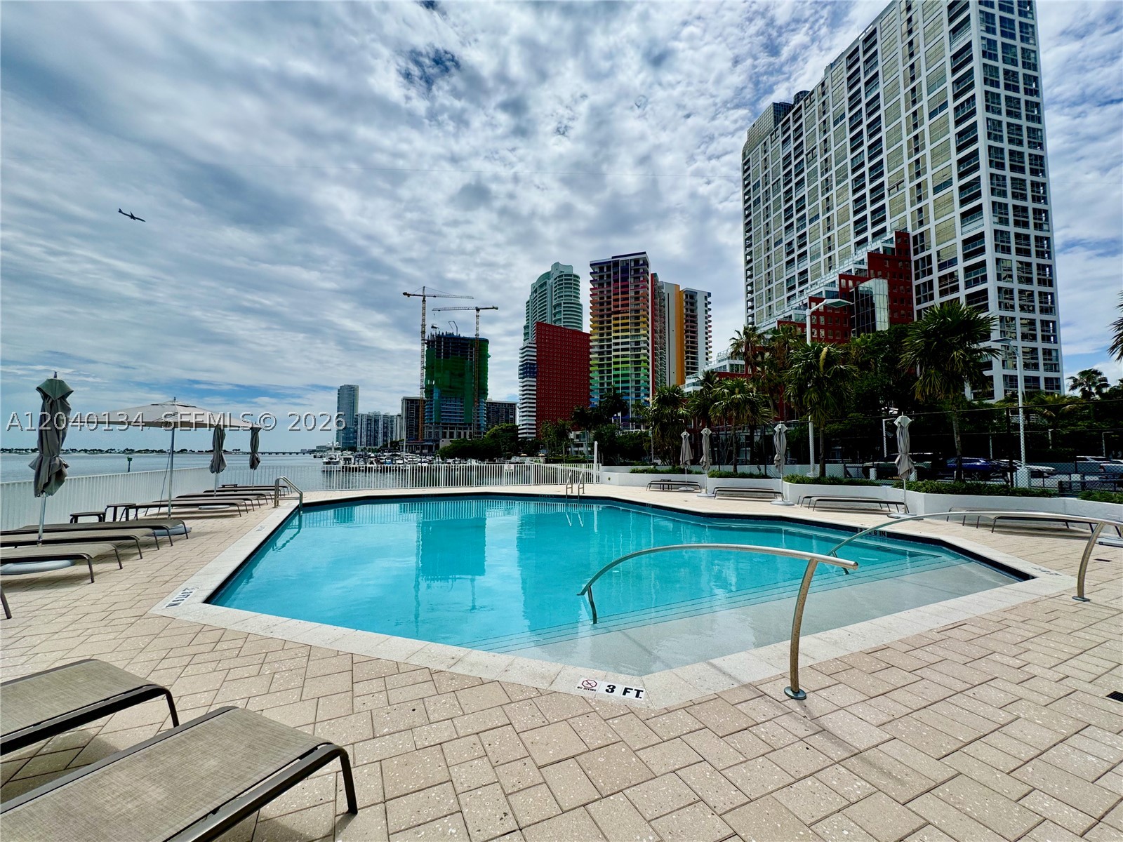 BRICKELL HARBOUR CONDO - Residential