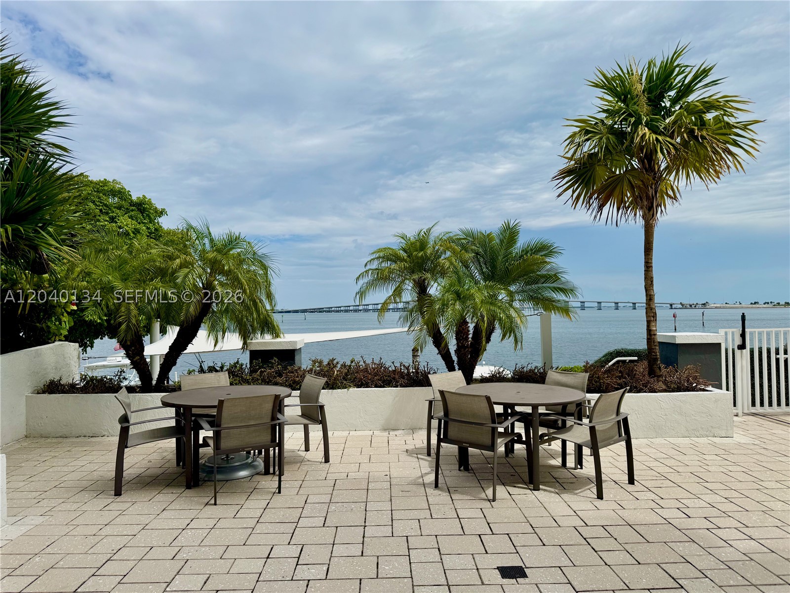 BRICKELL HARBOUR CONDO - Residential