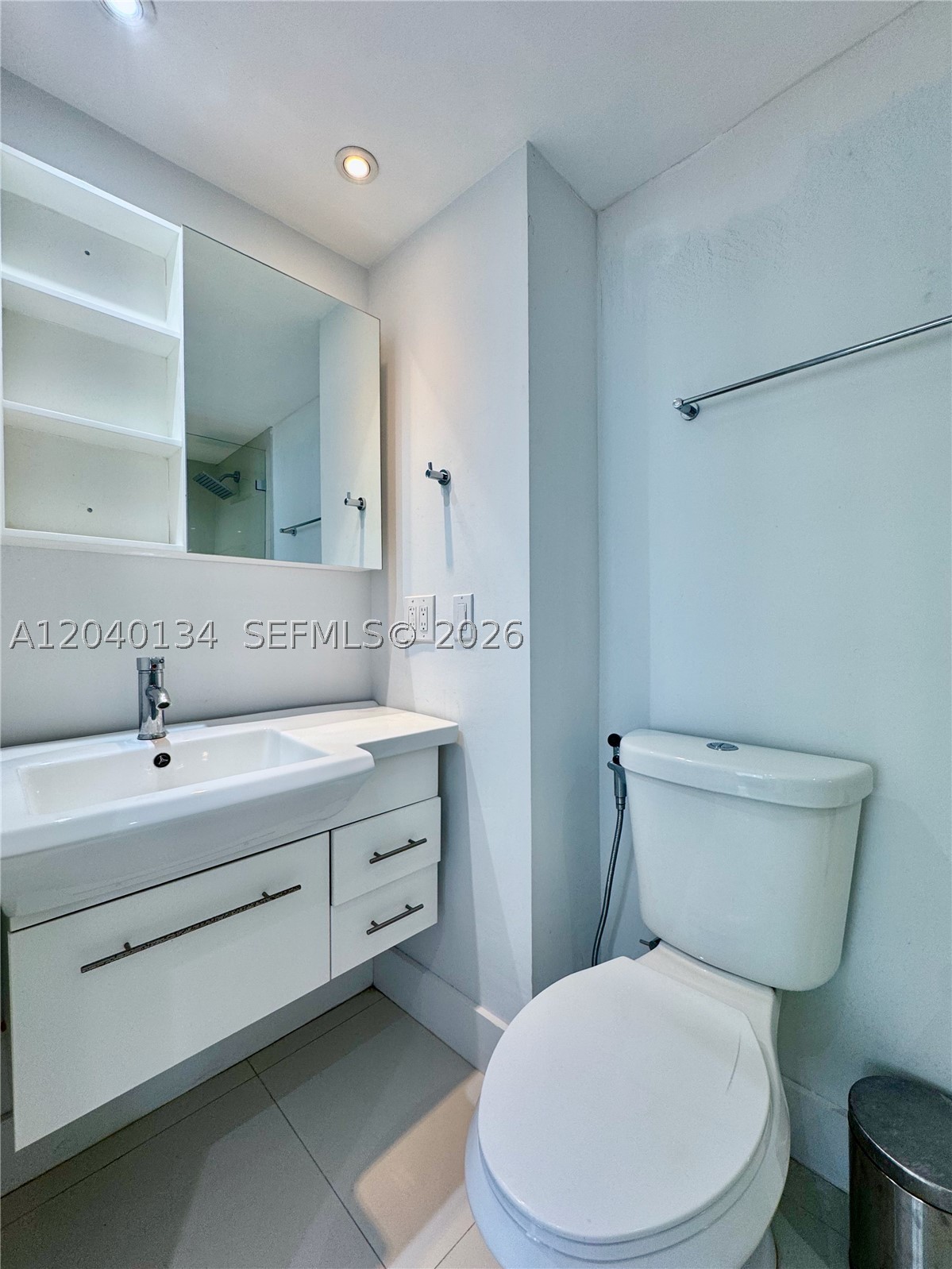 BRICKELL HARBOUR CONDO - Residential