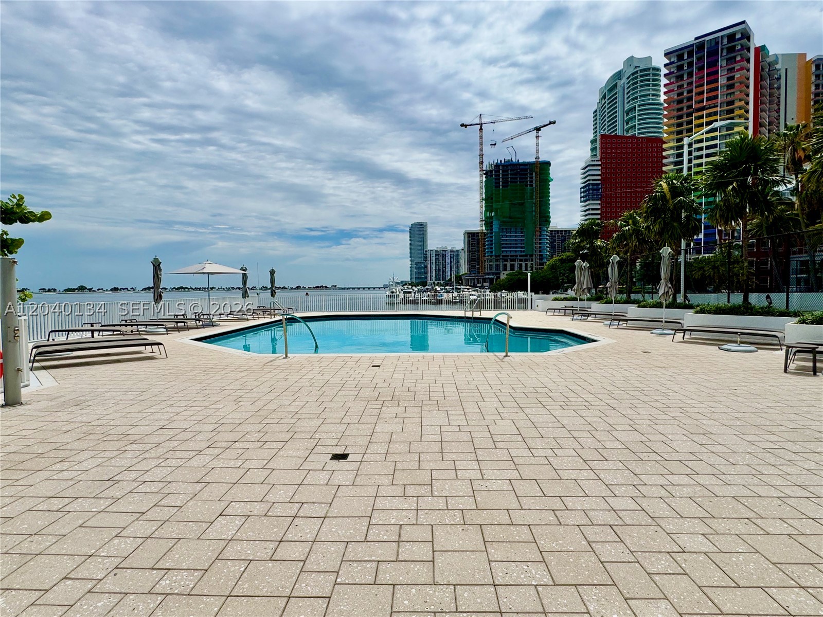 BRICKELL HARBOUR CONDO - Residential