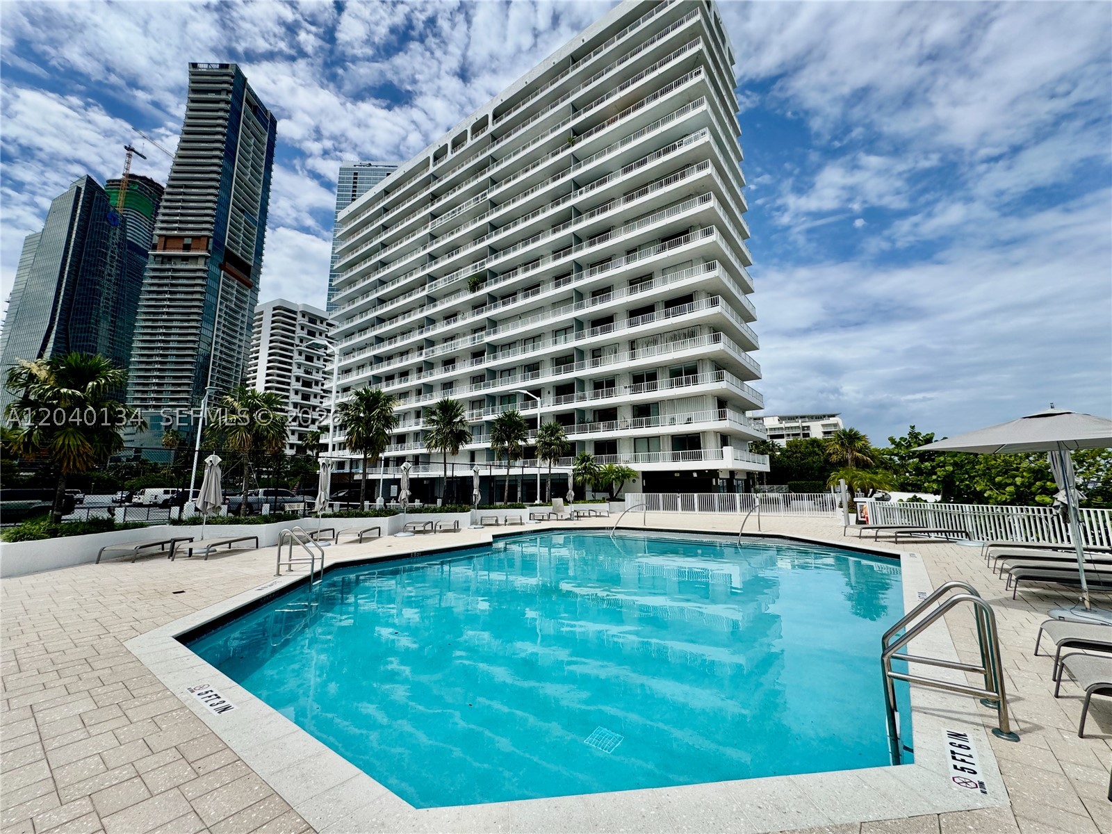 BRICKELL HARBOUR CONDO - Residential