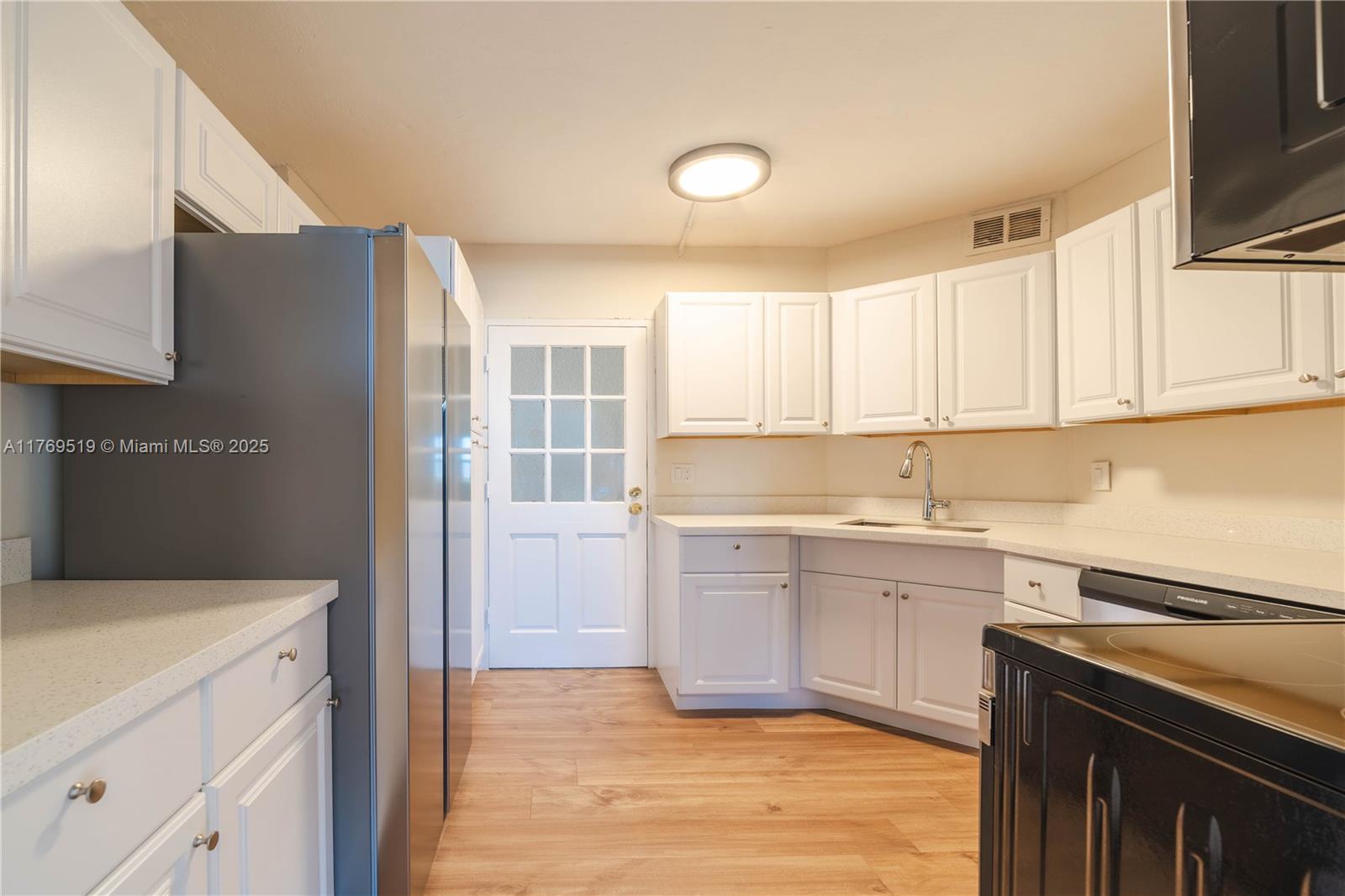 Major Price Reduction,Seller Motivated!Modern and move-in ready! This beautifully renovated 2-bedroom, 2-bath condo on the 8th floor offers stunning views, a bright open layout, and updated finishes throughout. Features include a stylish kitchen with stainless steel appliances, spacious bedrooms, upgraded bathrooms, and a private balcony to enjoy the skyline.Don’t miss this one!If applicable, the buyer’s agent shall be present at all times.