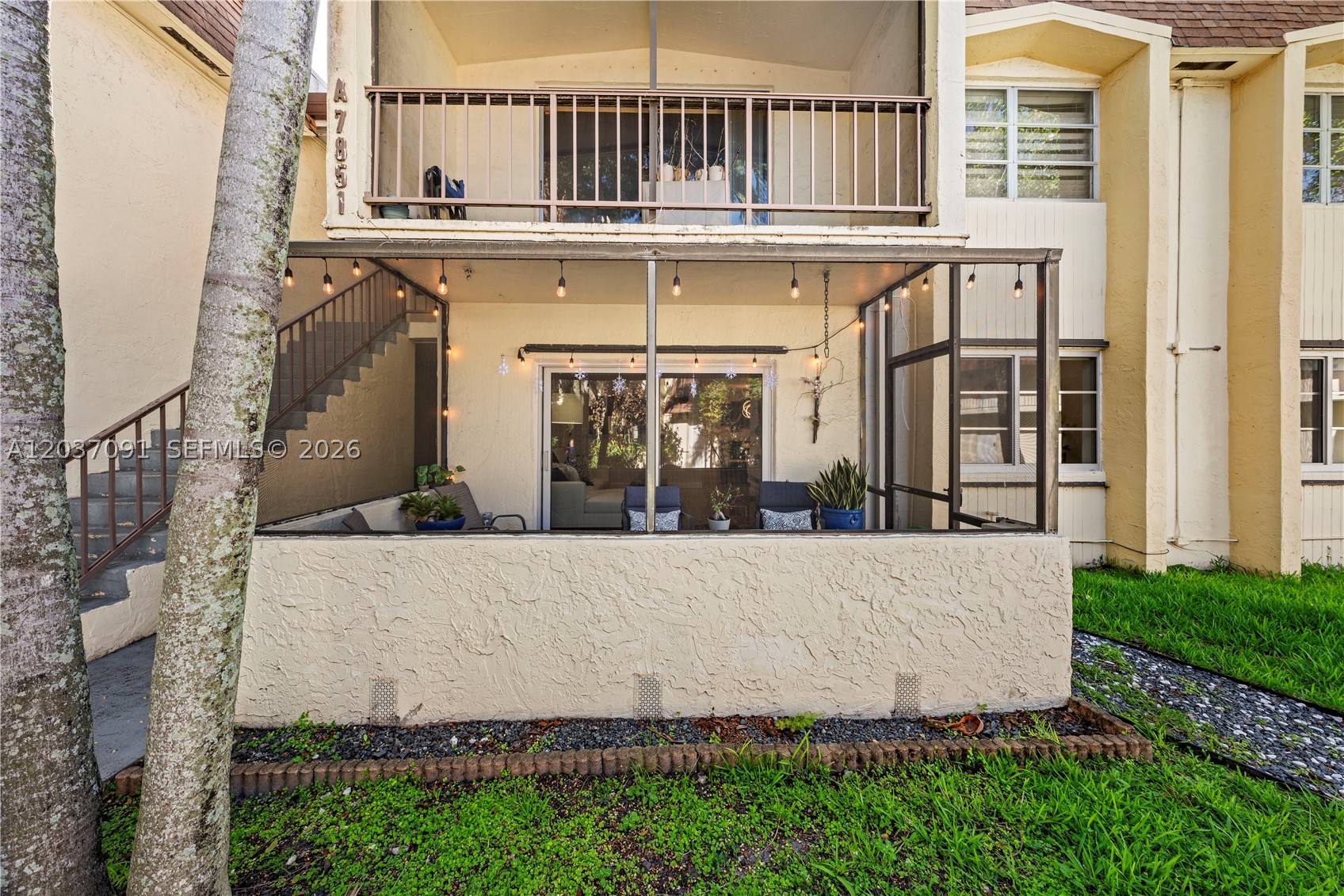 LAKEWOOD VILLAS CONDO - Residential