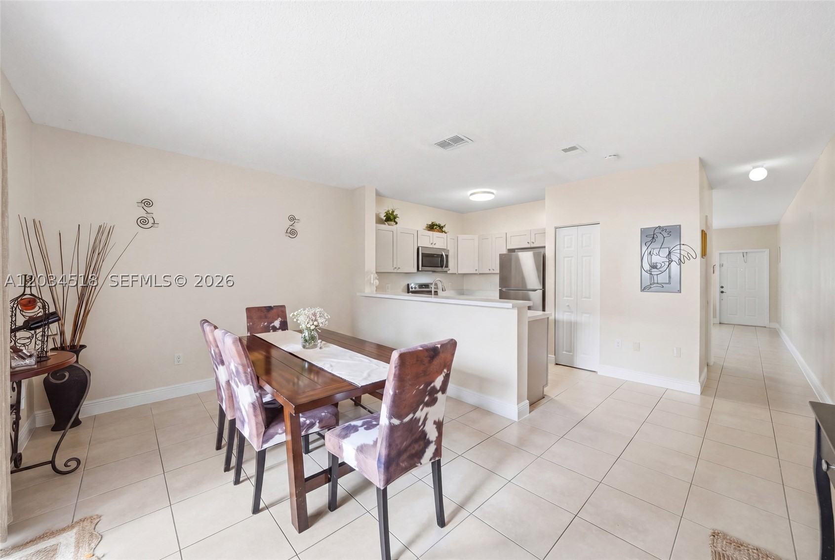 TOWNGATE CONDO FOUR - Residential
