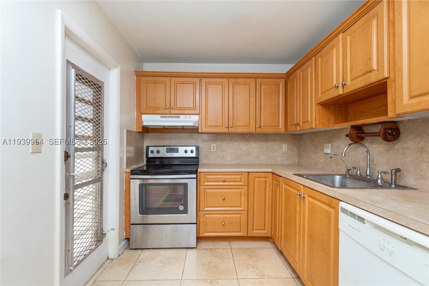 TOPAZ SOUTH CONDO - Residential
