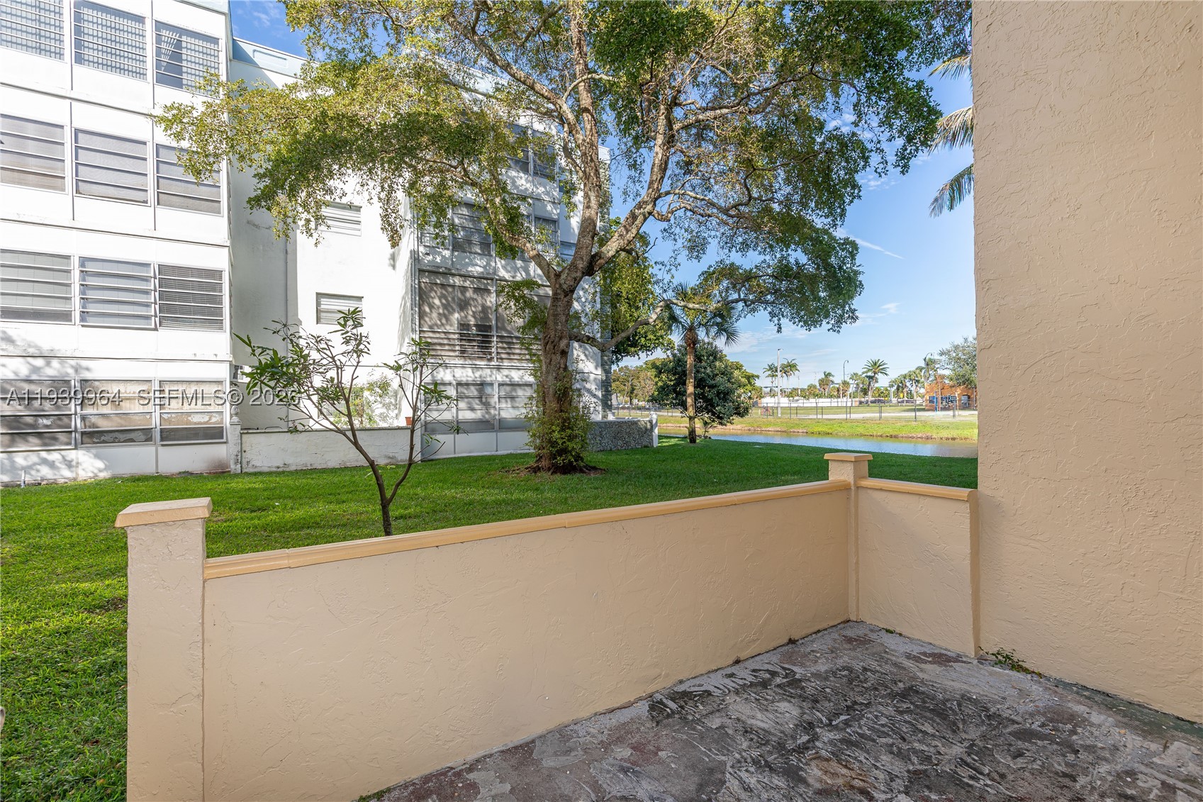 TOPAZ SOUTH CONDO - Residential
