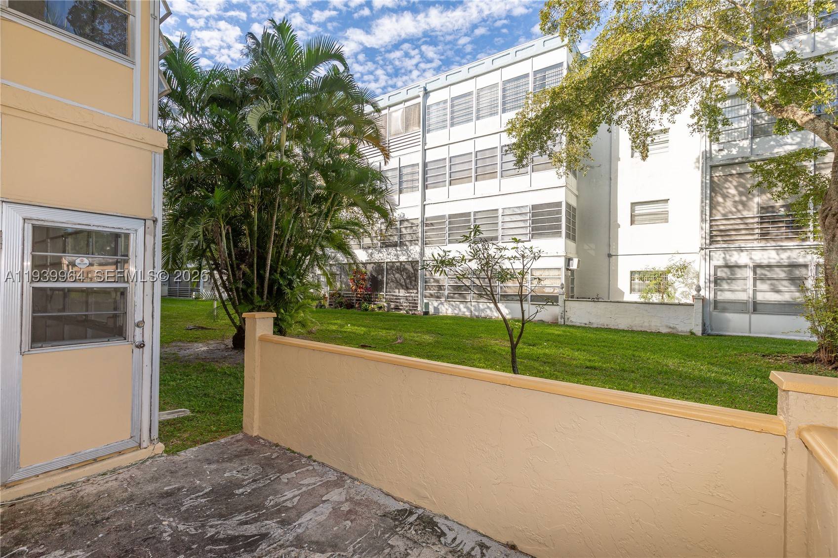 TOPAZ SOUTH CONDO - Residential