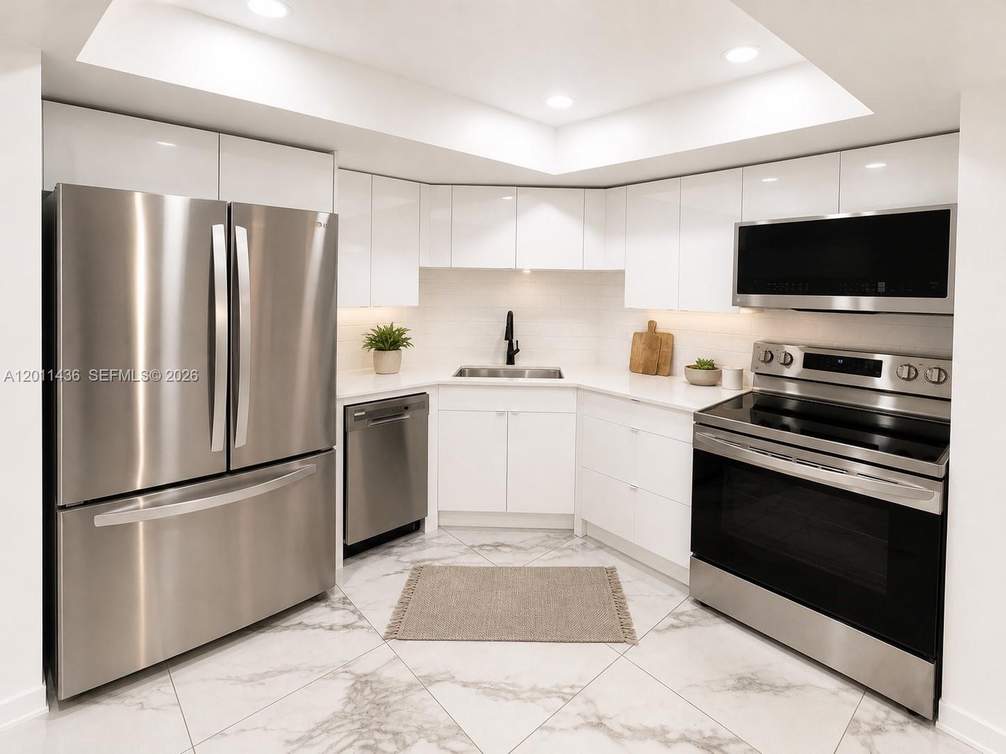 CARLTON TOWER CONDO - Residential