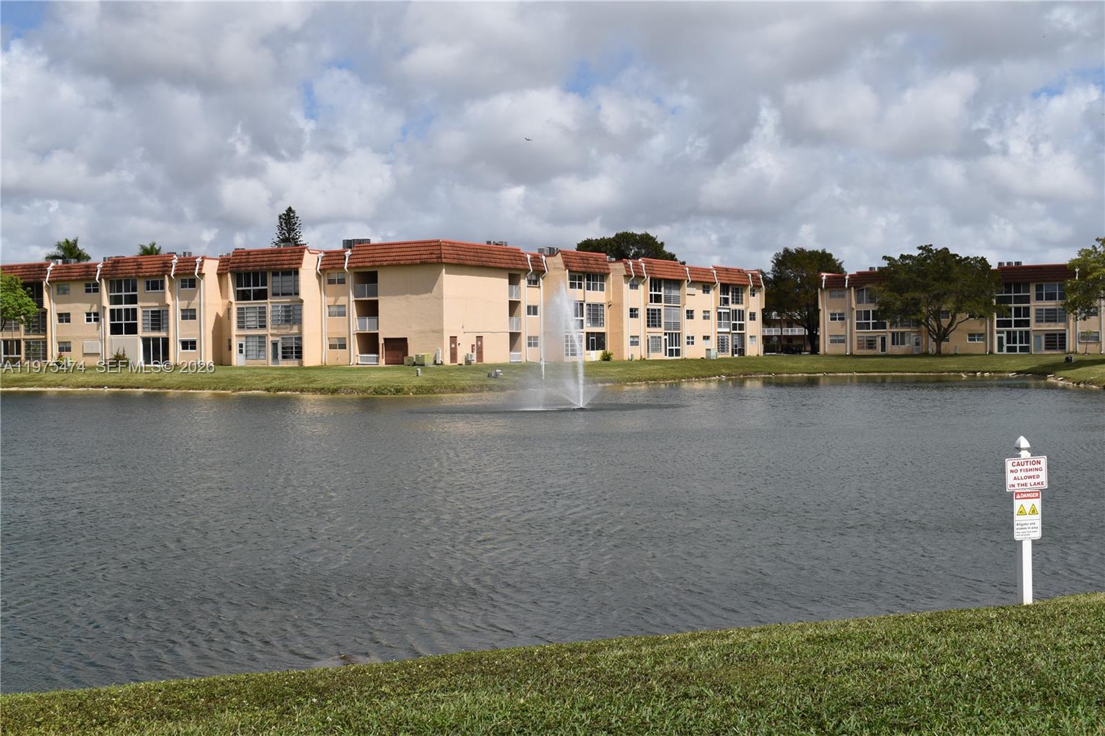 SUNRISE LAKES 72 CONDO - Residential