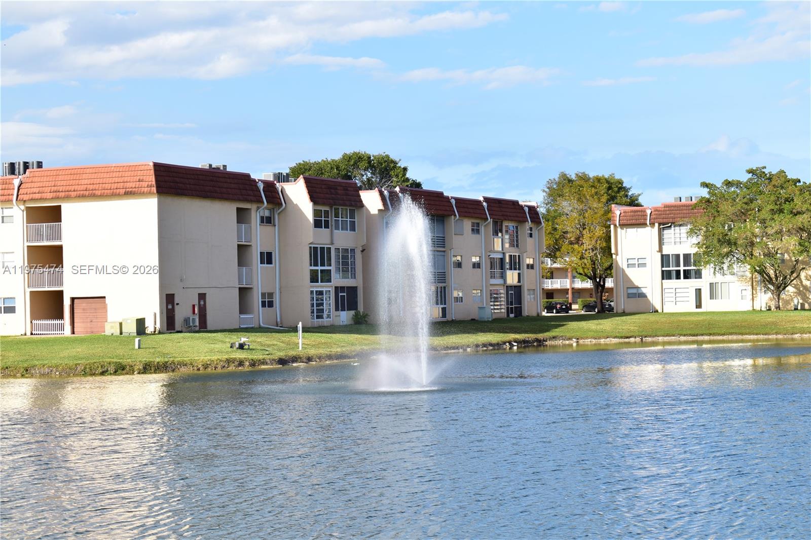 SUNRISE LAKES 72 CONDO - Residential