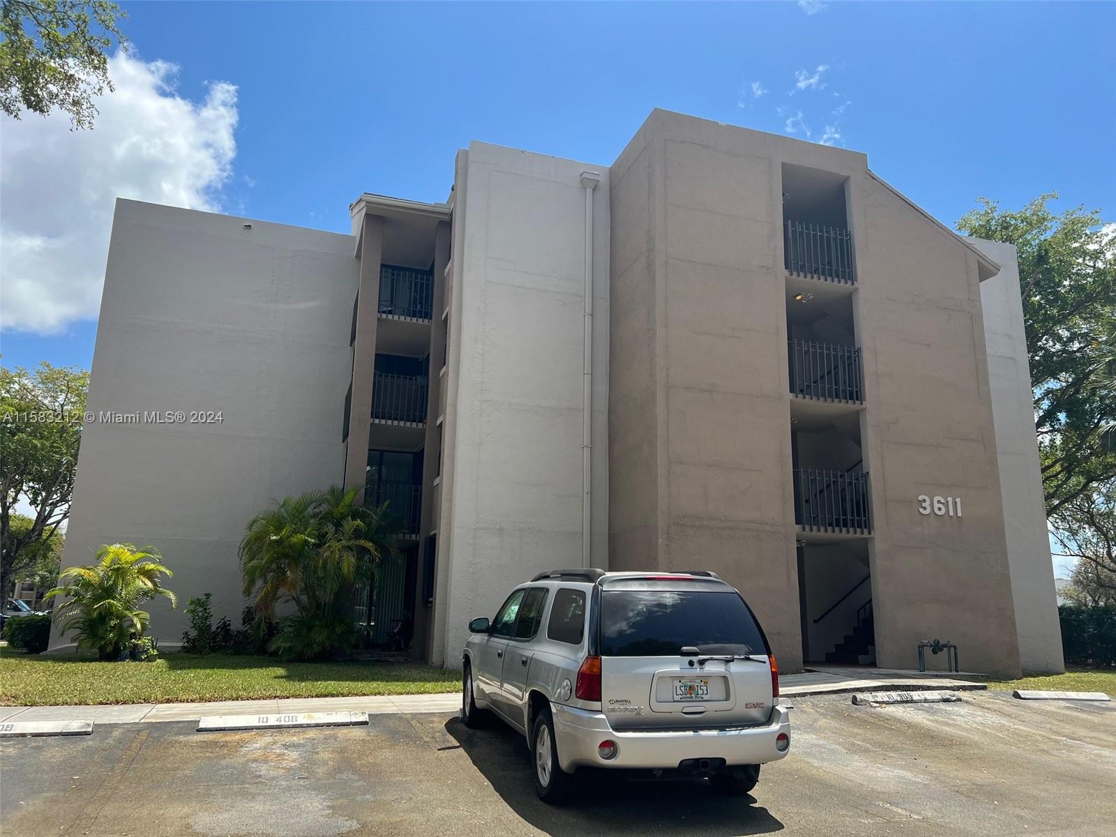 WESTBIRD VILLAGE CONDO - Residential Lease