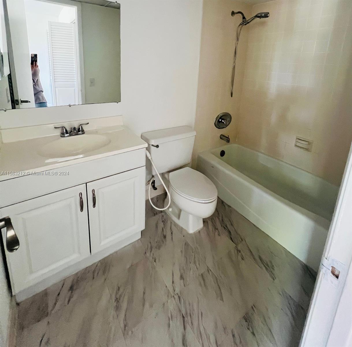 WESTBIRD VILLAGE CONDO - Residential Lease