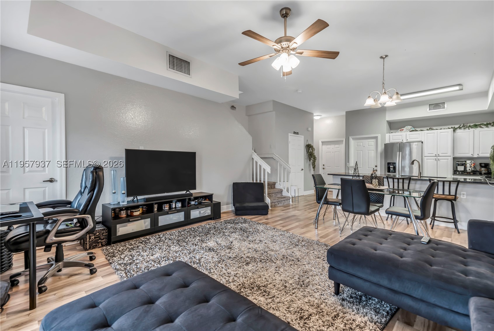 VILLAS OF PALOMINO CONDO - Residential