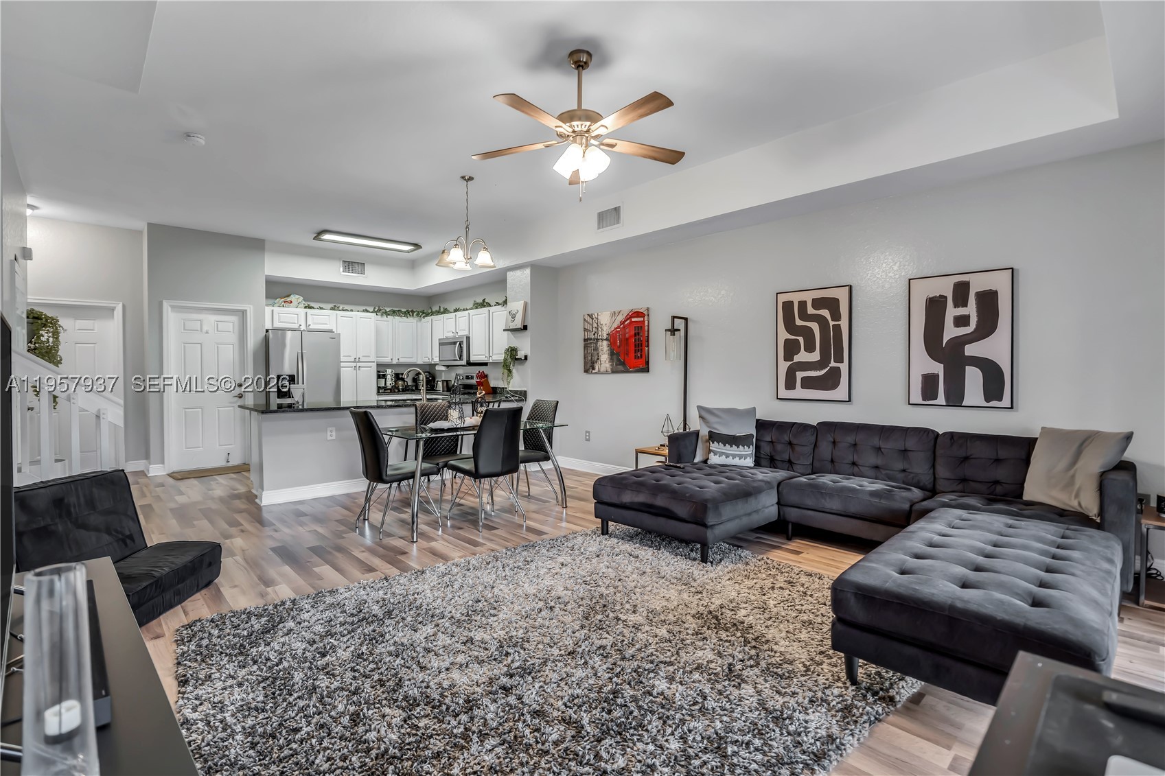 VILLAS OF PALOMINO CONDO - Residential