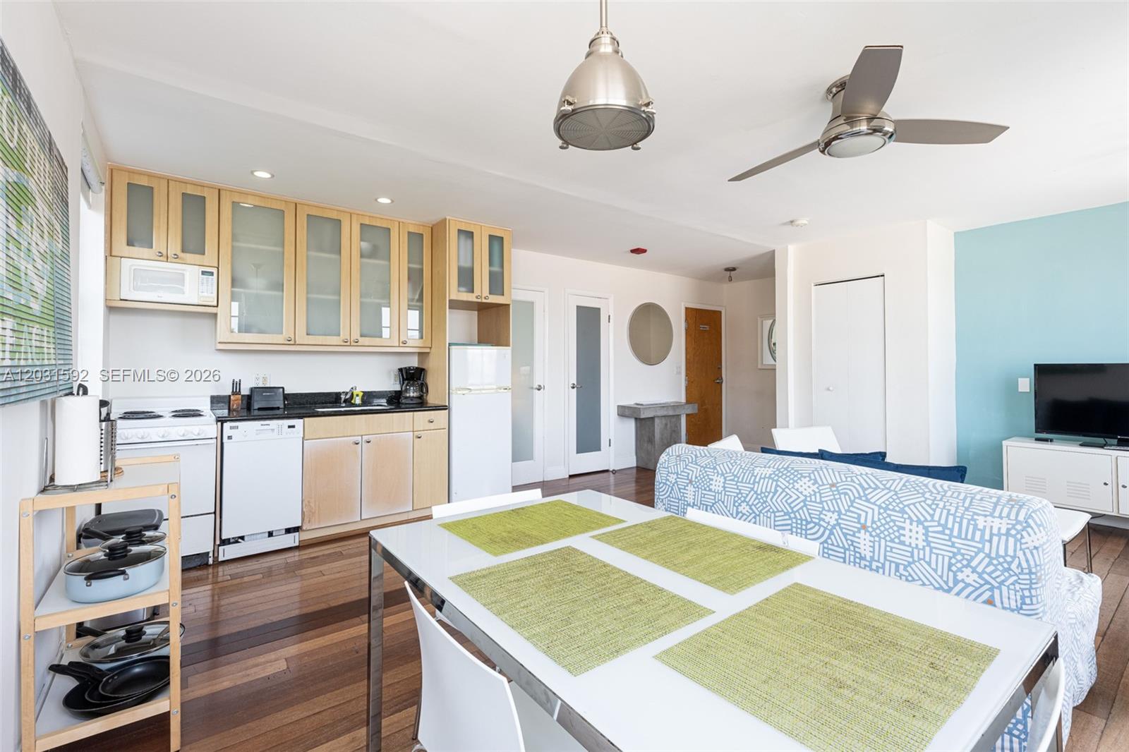 SOUTH BEACH HUDSON CONDO - Residential