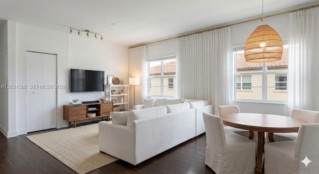 Bright corner unit in a classic South Beach Art Deco building, offering the perfect blend of charm and income potential. Features impact windows, abundant natural light, a full kitchen with dishwasher, and a brand-new roof. Proven short-term rental income makes this an excellent opportunity for investors or first-time buyers. Enjoy on-site laundry, a pool, and an unbeatable location just 2 blocks from the beach and steps from Lincoln Road, Española Way, restaurants, shopping, gyms, and nightlife. South Beach living at its best.