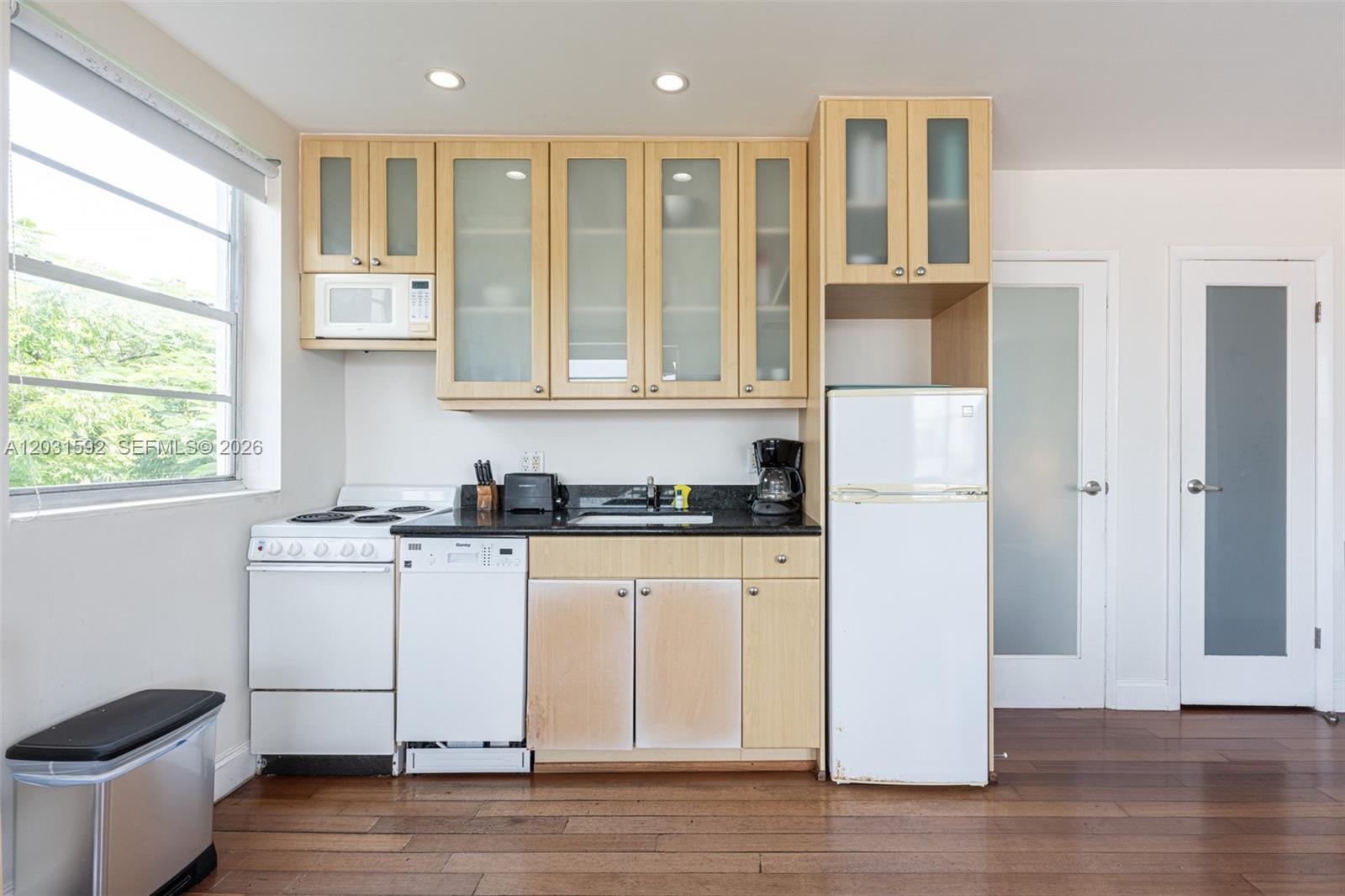SOUTH BEACH HUDSON CONDO - Residential