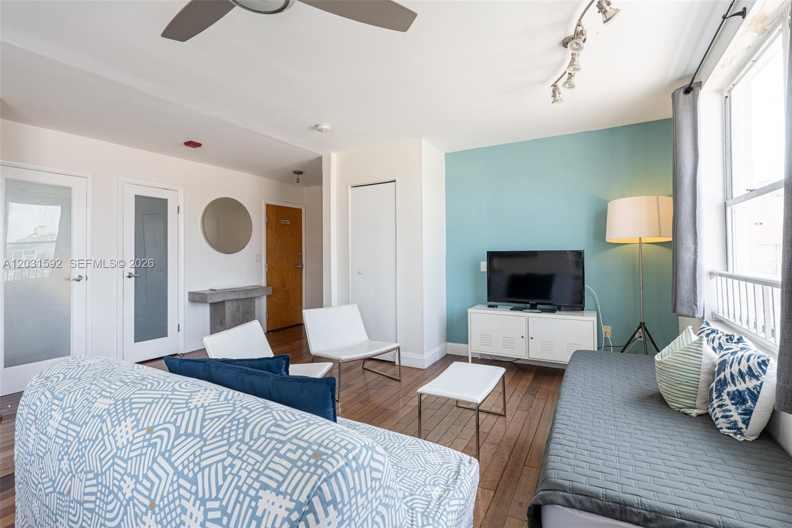 SOUTH BEACH HUDSON CONDO - Residential