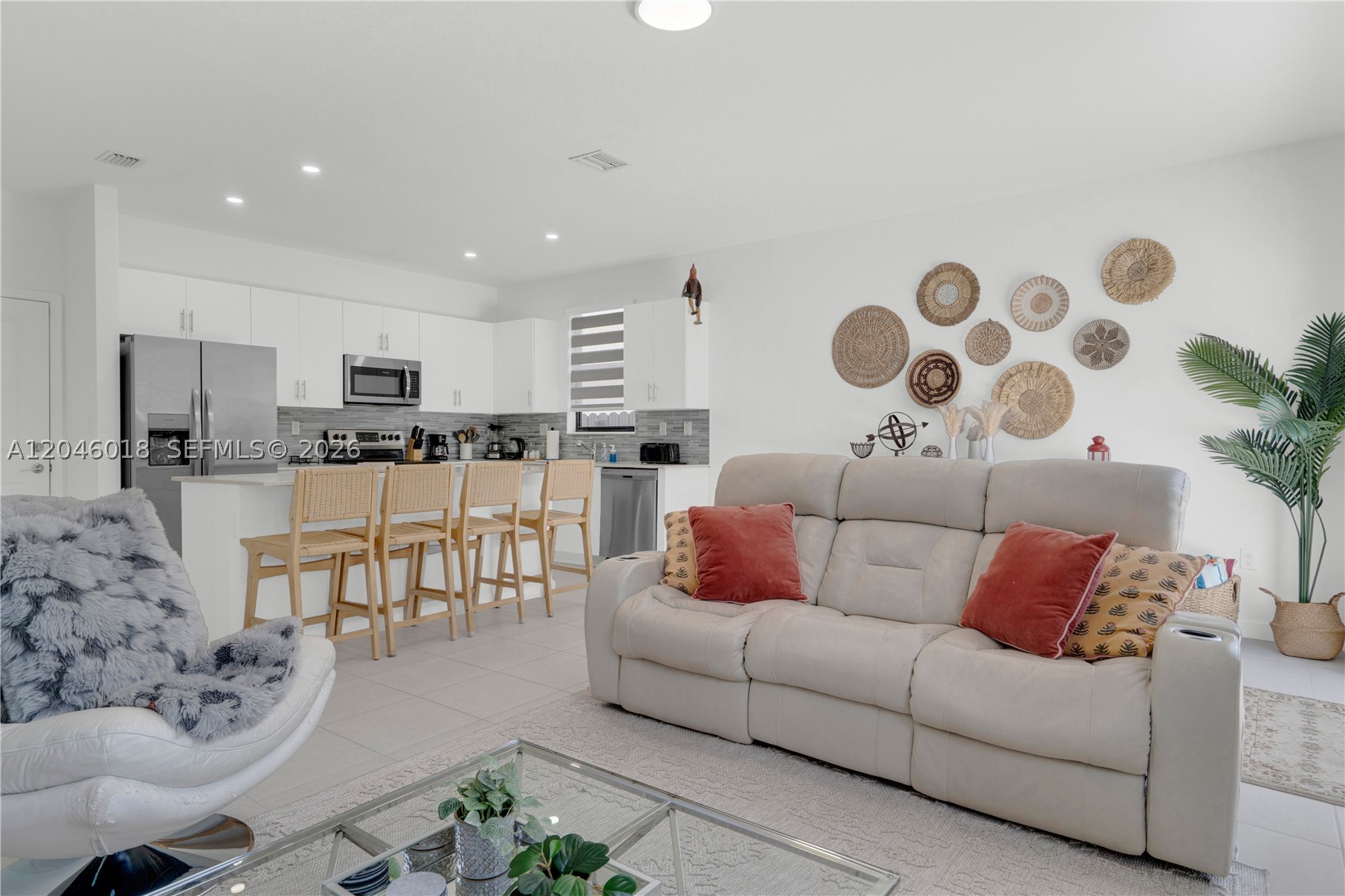 KENDALL ASSEMBLAGE NORTH - Residential