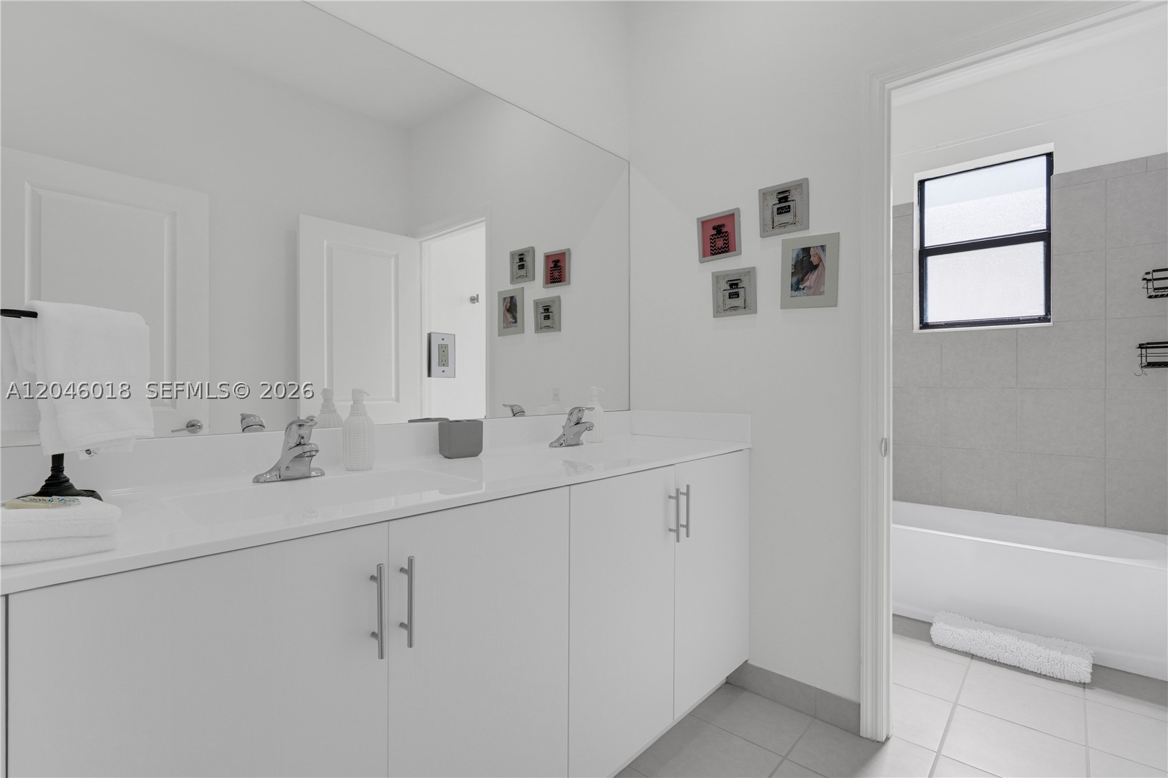 KENDALL ASSEMBLAGE NORTH - Residential