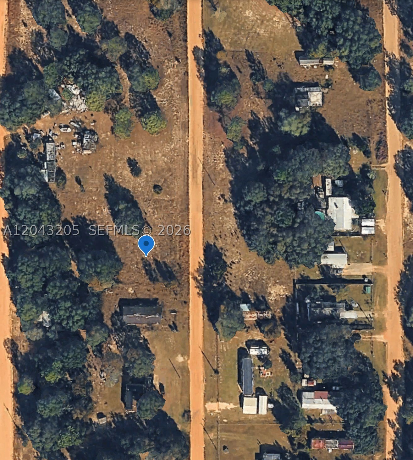 INTERLACHEN LAKES ESTATES - Land