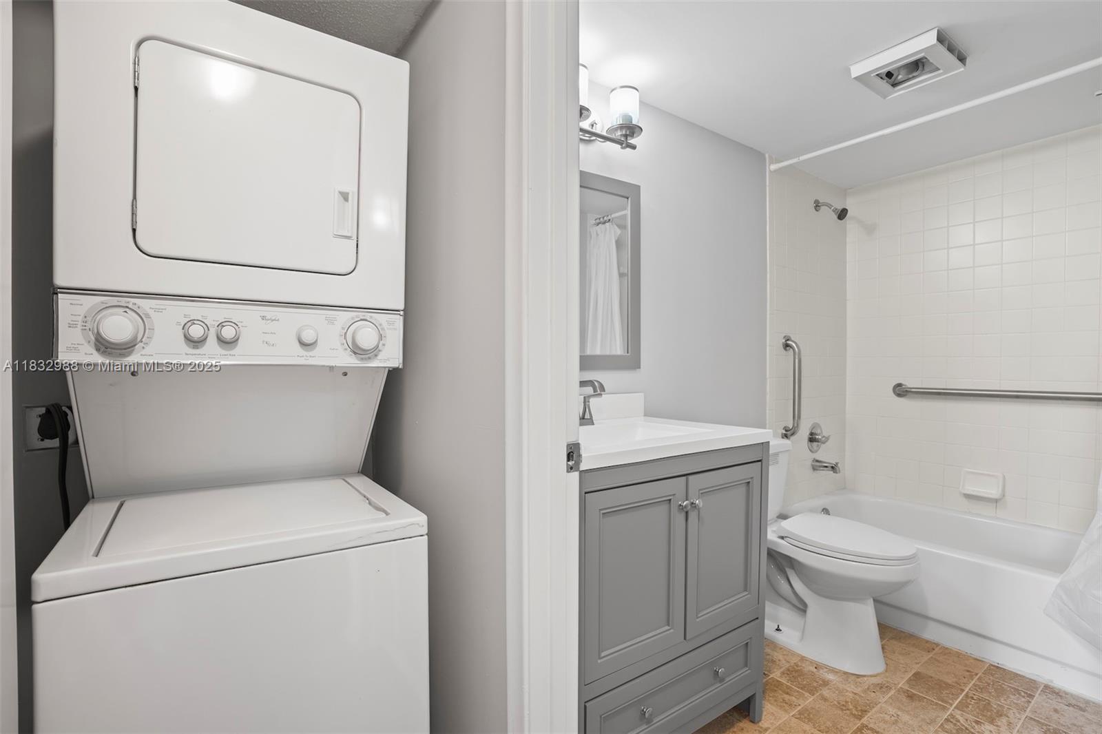 HAWTHORNE AT CENTURY VILL - Residential Lease