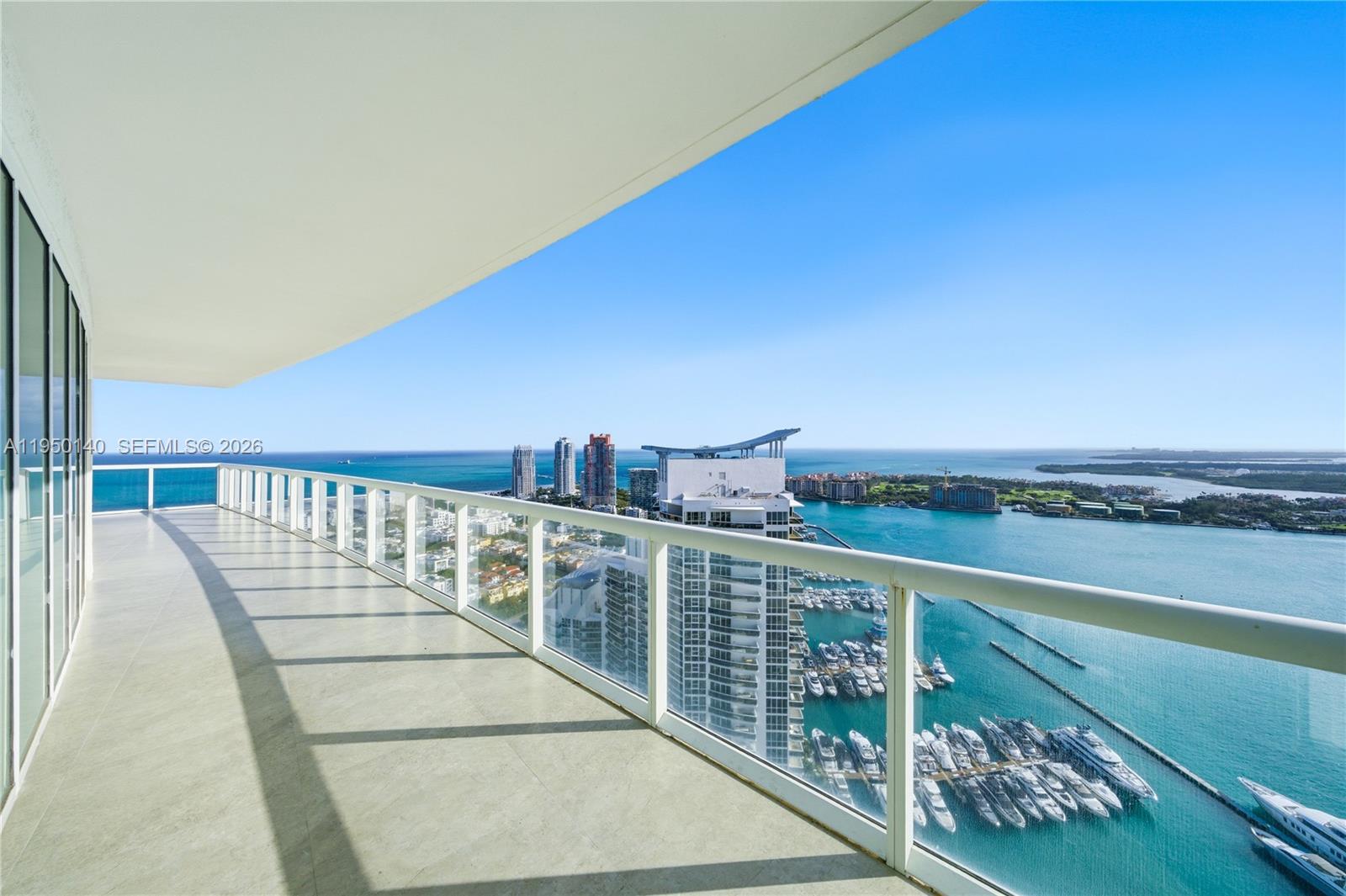 ICON CONDO - Residential