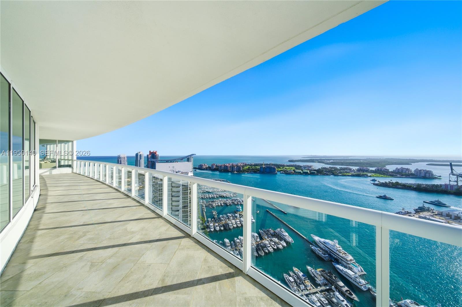 ICON CONDO - Residential