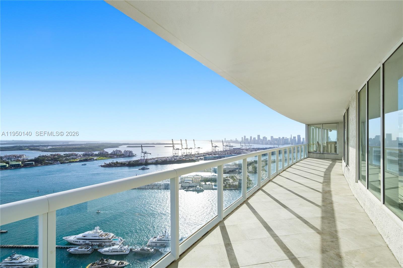 ICON CONDO - Residential