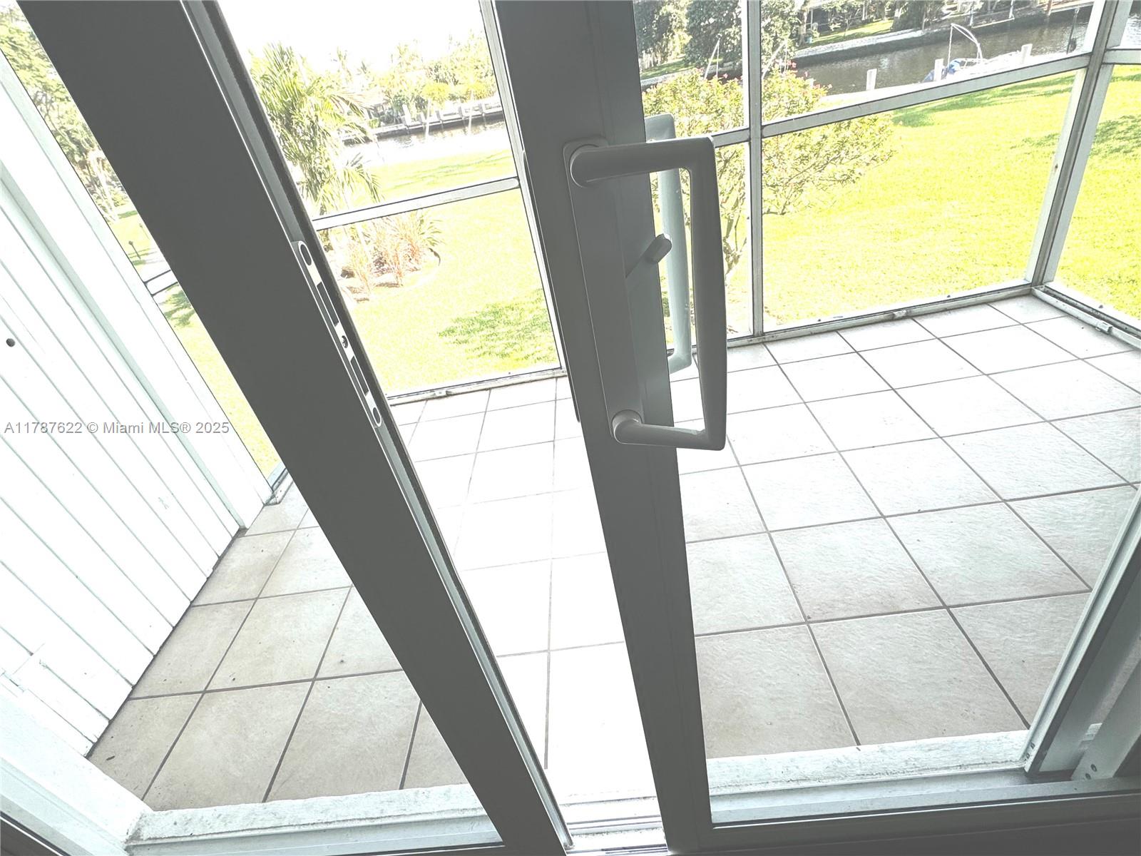 RIVER SHORES CONDO - Residential Lease