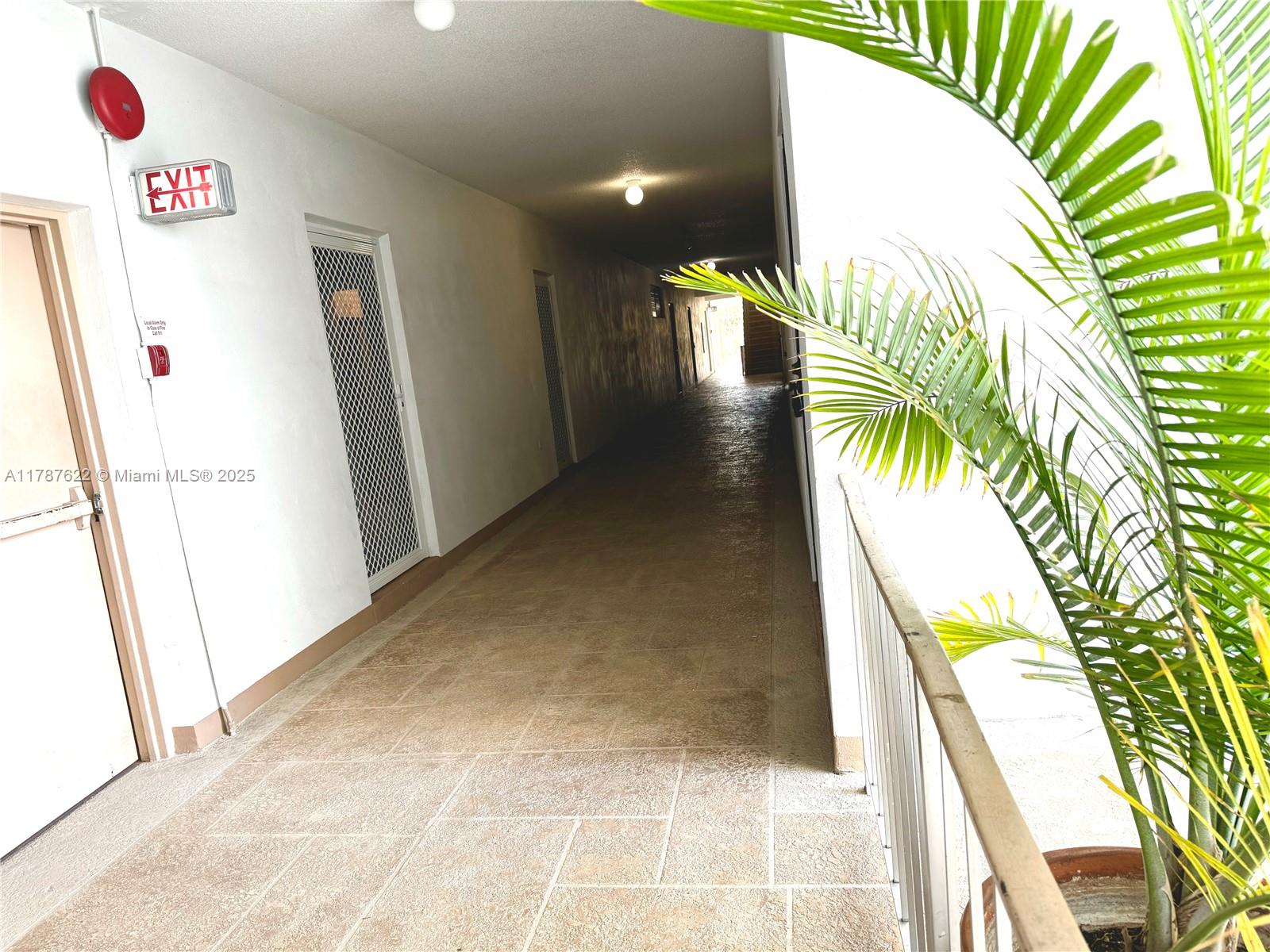RIVER SHORES CONDO - Residential Lease