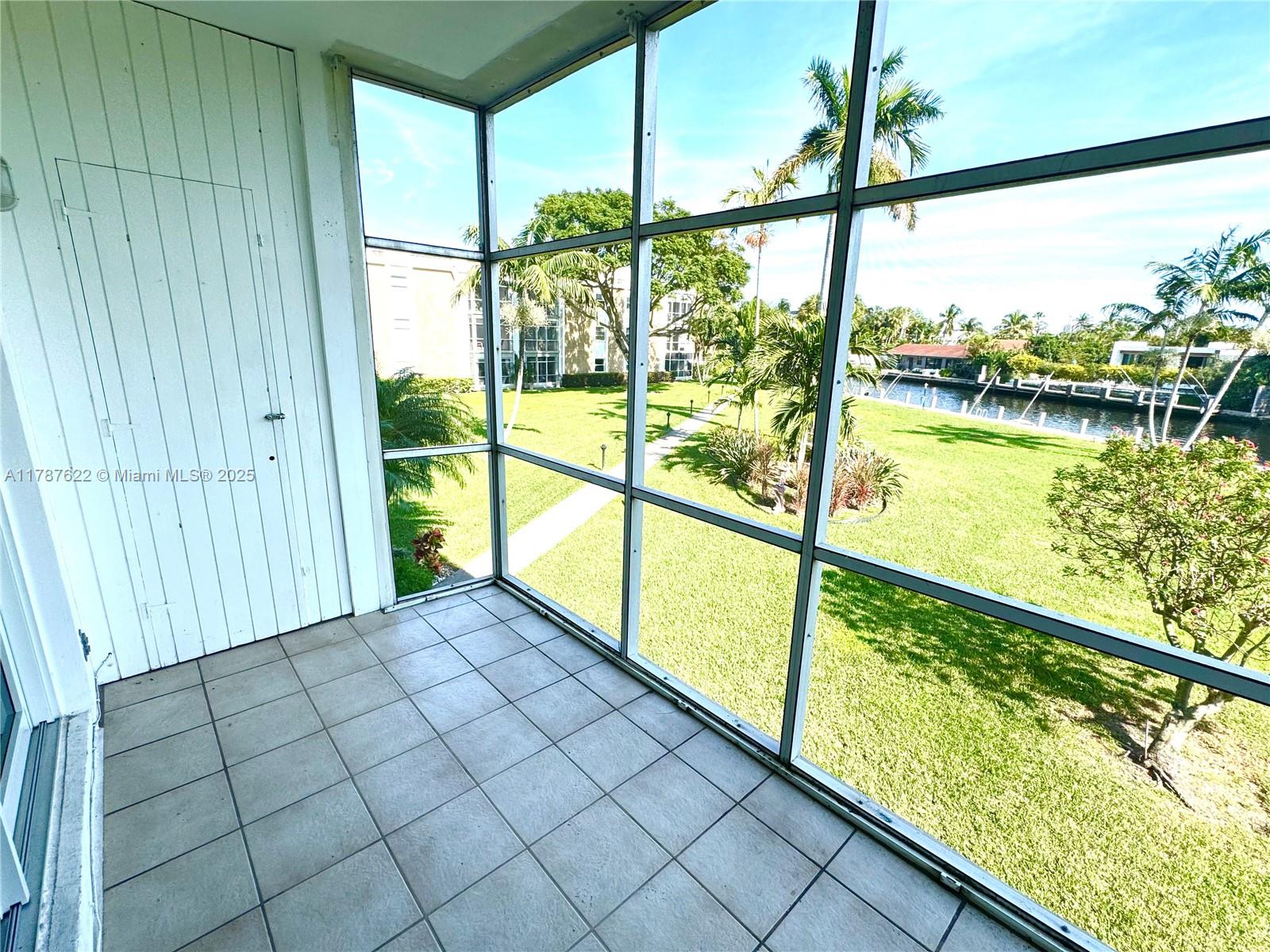 RIVER SHORES CONDO - Residential Lease