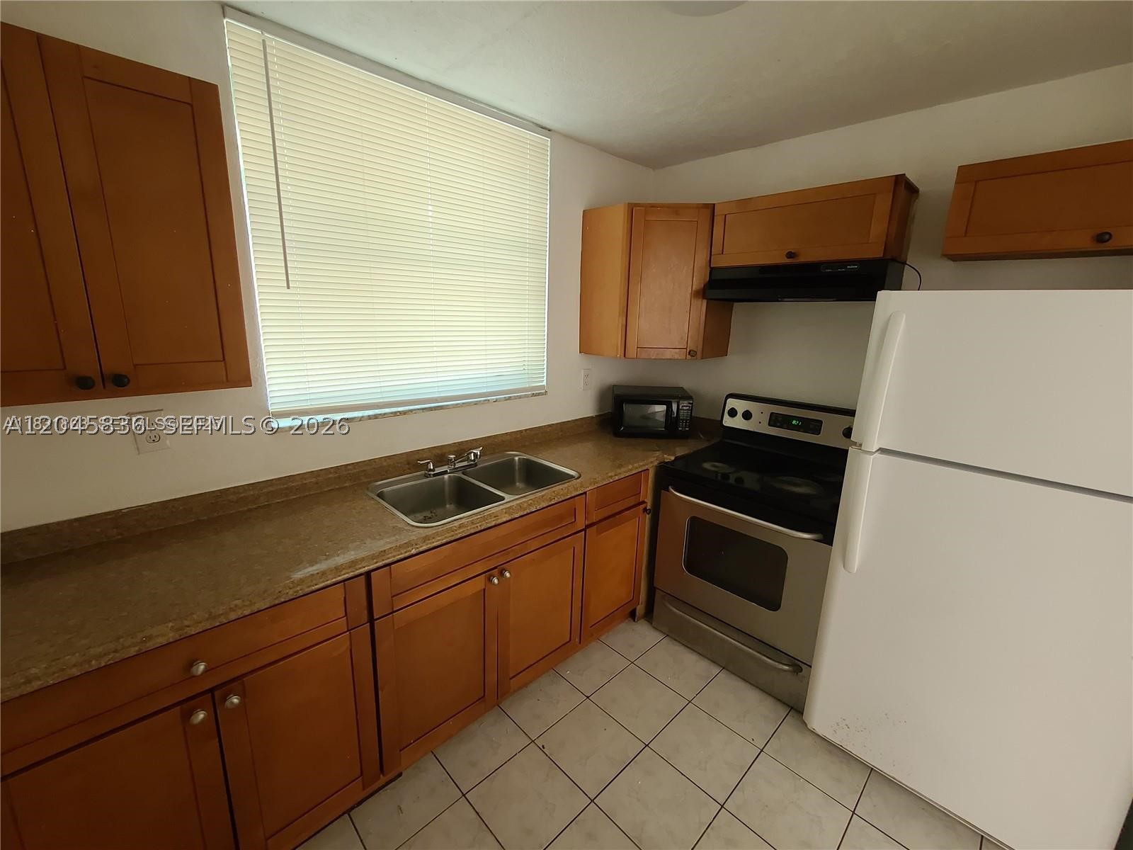 TREE GARDEN CONDO - Residential