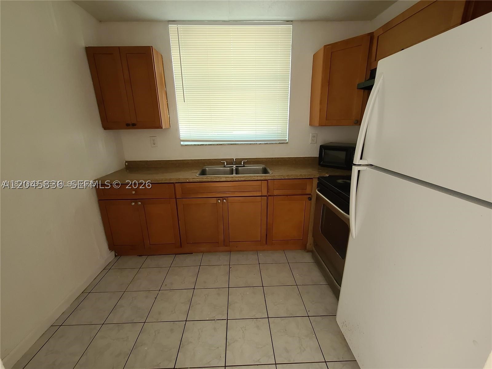 TREE GARDEN CONDO - Residential