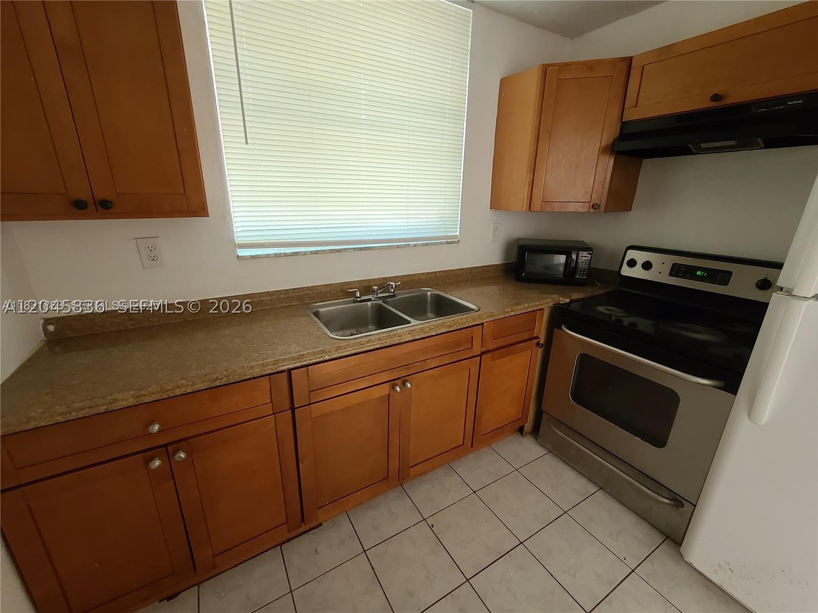TREE GARDEN CONDO - Residential