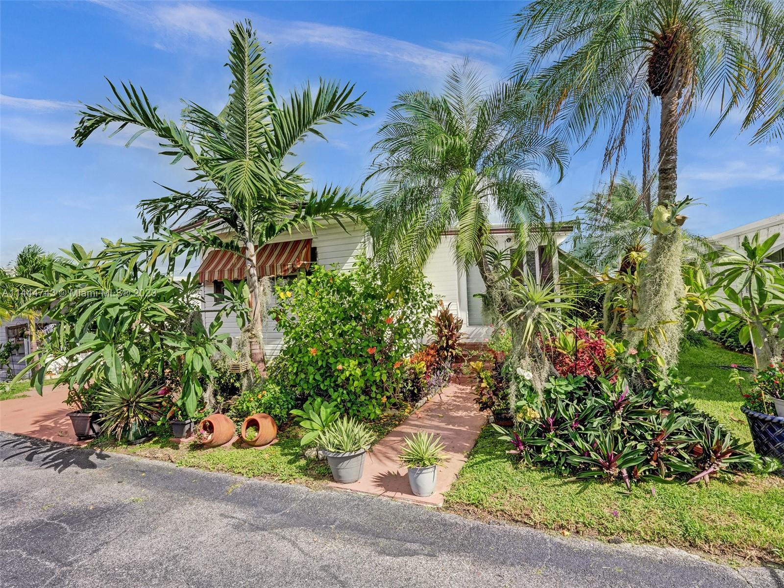 Orangebrook Mobile Homes - Residential