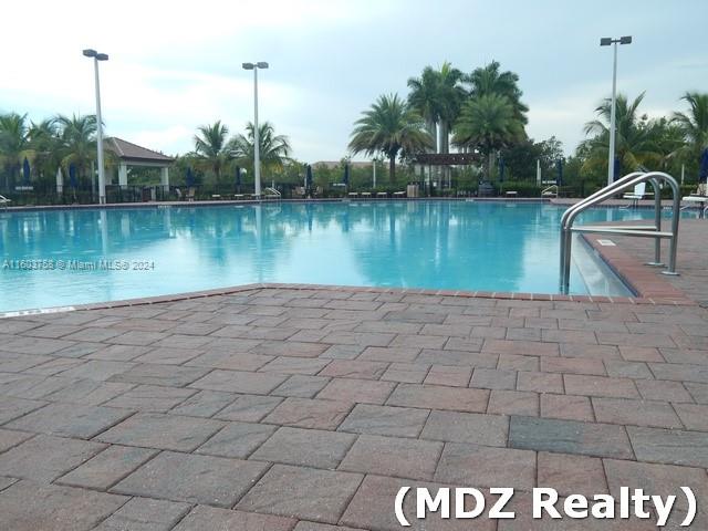 SILVER PALM EAST SECTION - Residential Lease