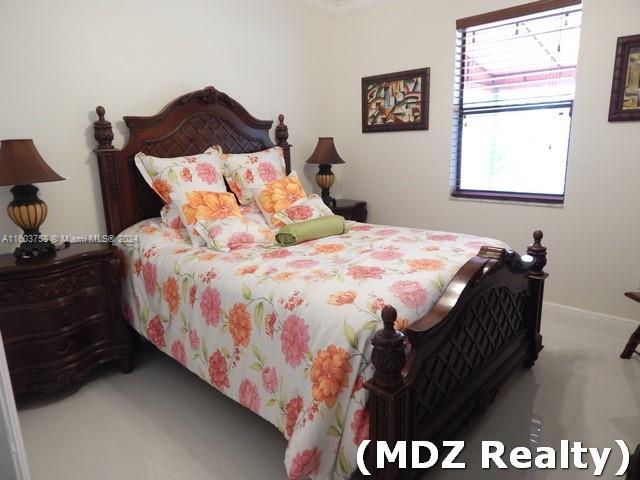 SILVER PALM EAST SECTION - Residential Lease