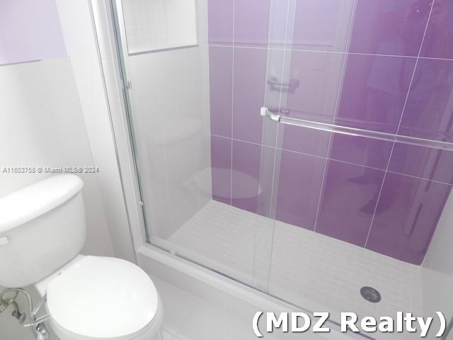 SILVER PALM EAST SECTION - Residential Lease