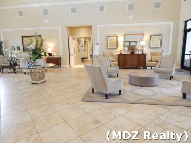 SILVER PALM EAST SECTION - Residential Lease