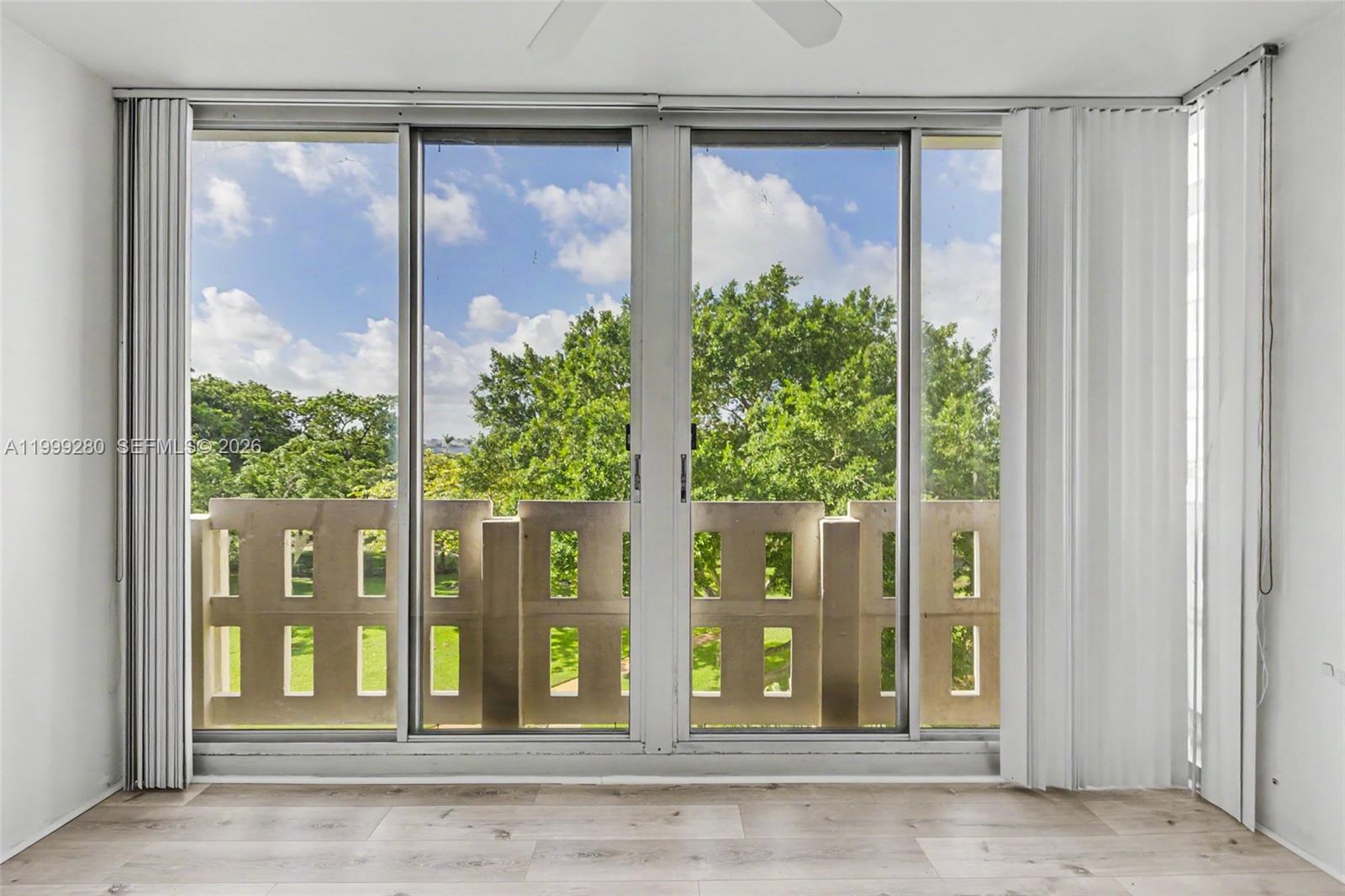 HILLCREST EAST NO 23 COND - Residential