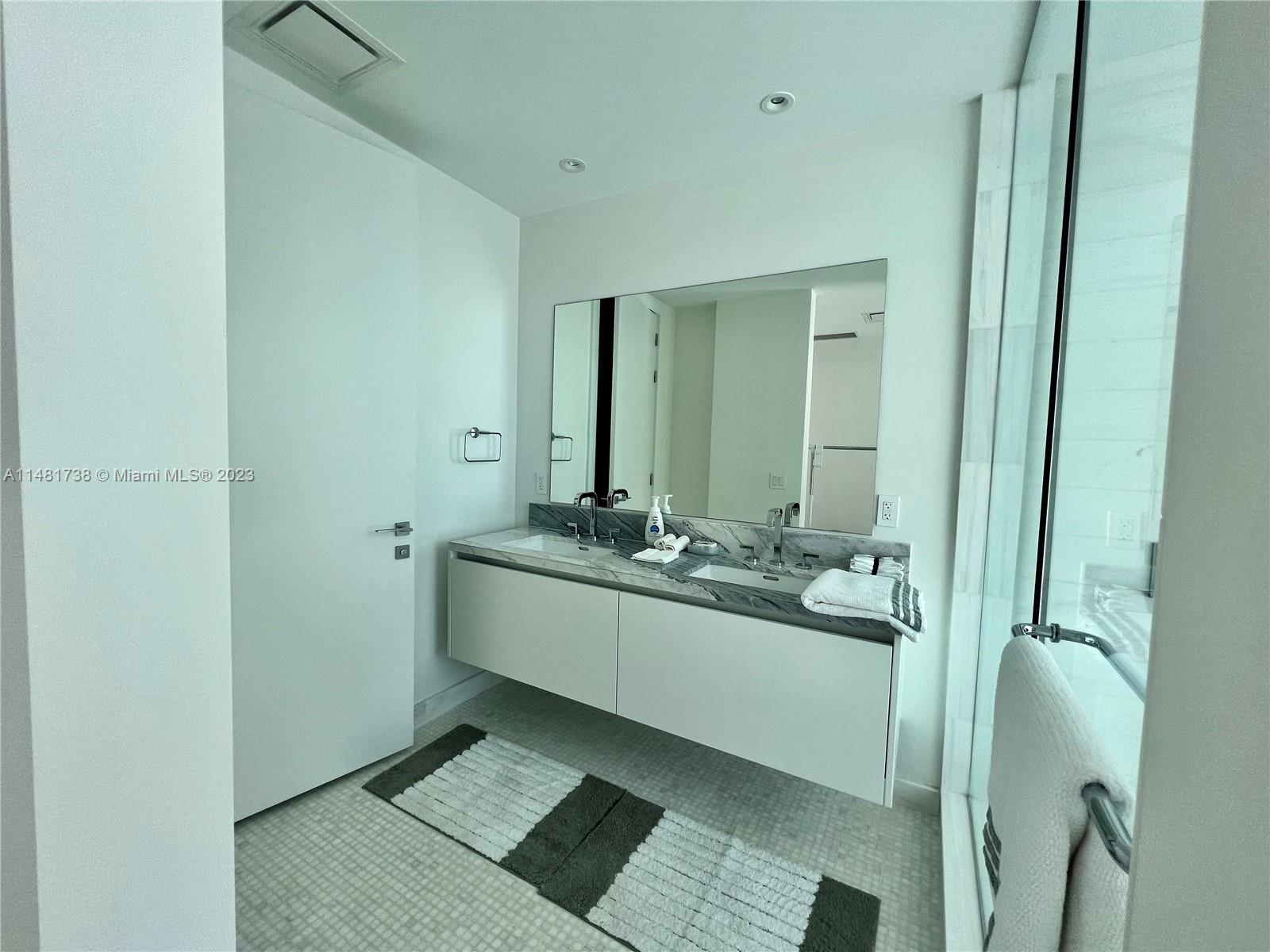 MISSONI BAIA CONDOMINIUM - Residential Lease